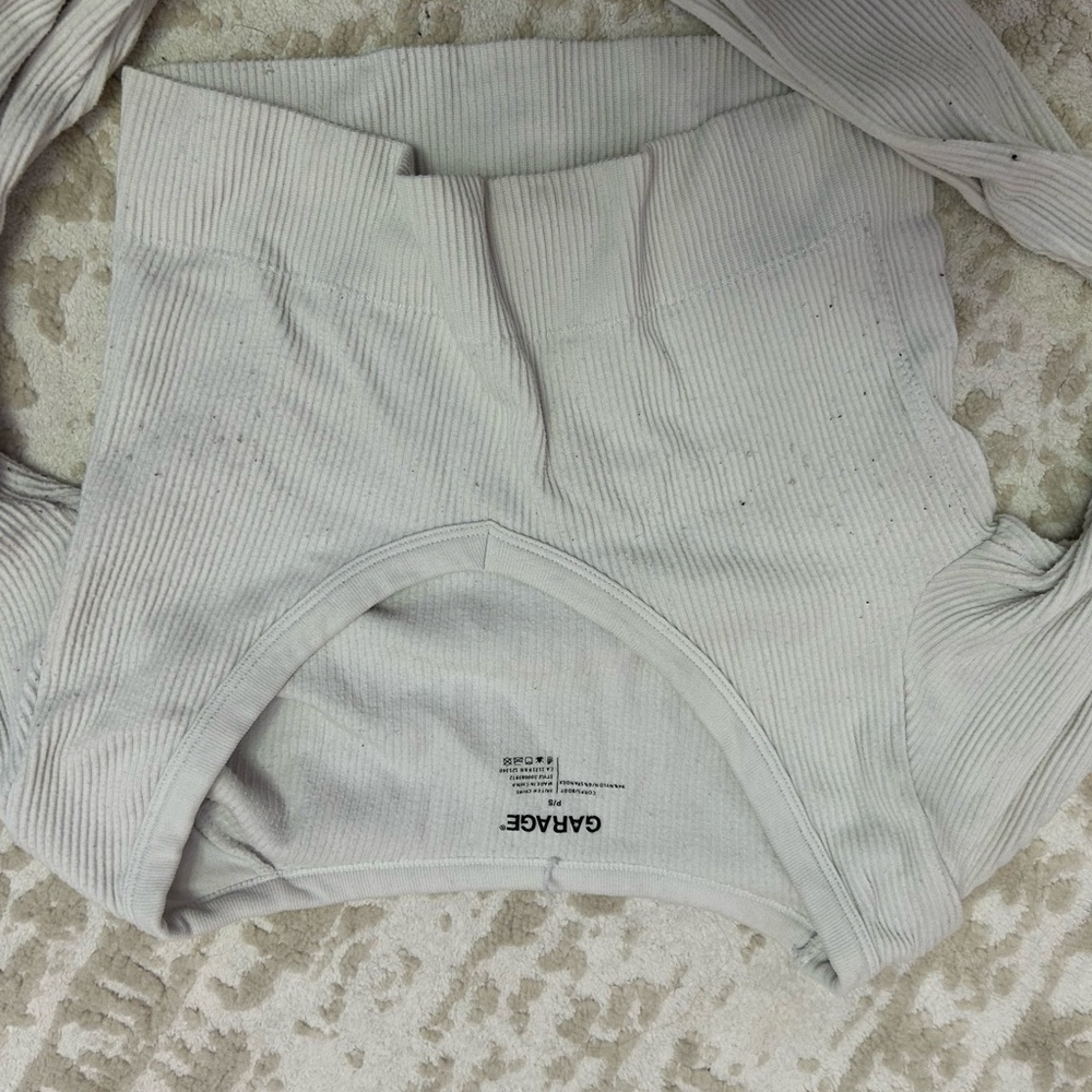 Garage Ivory Ribbed Knit Top - Picture 2 of 2
